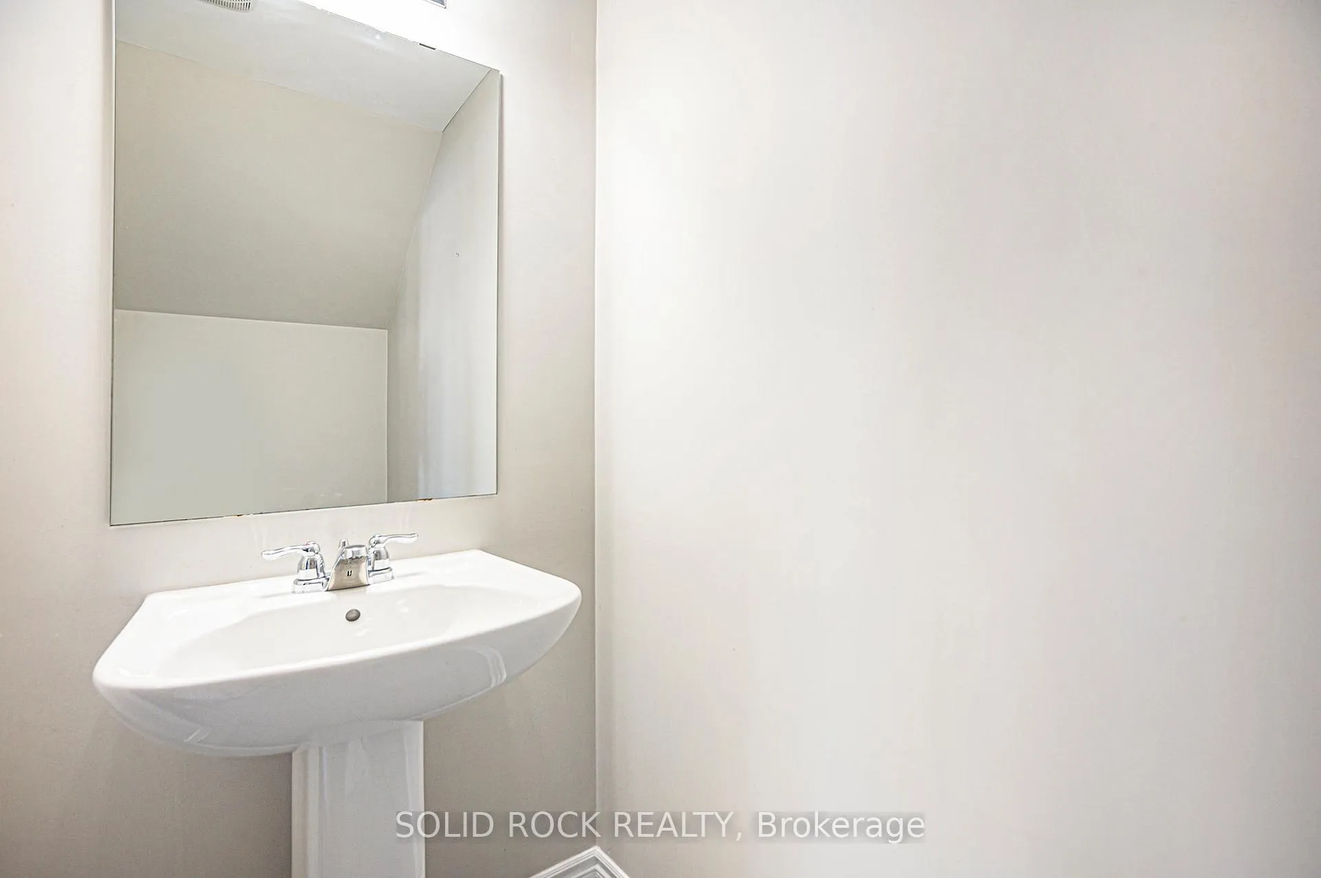 Photo 8 of Unit 42, 150 Walleye Private, Ottawa, Barrhaven - Half Moon Bay — HOMEH