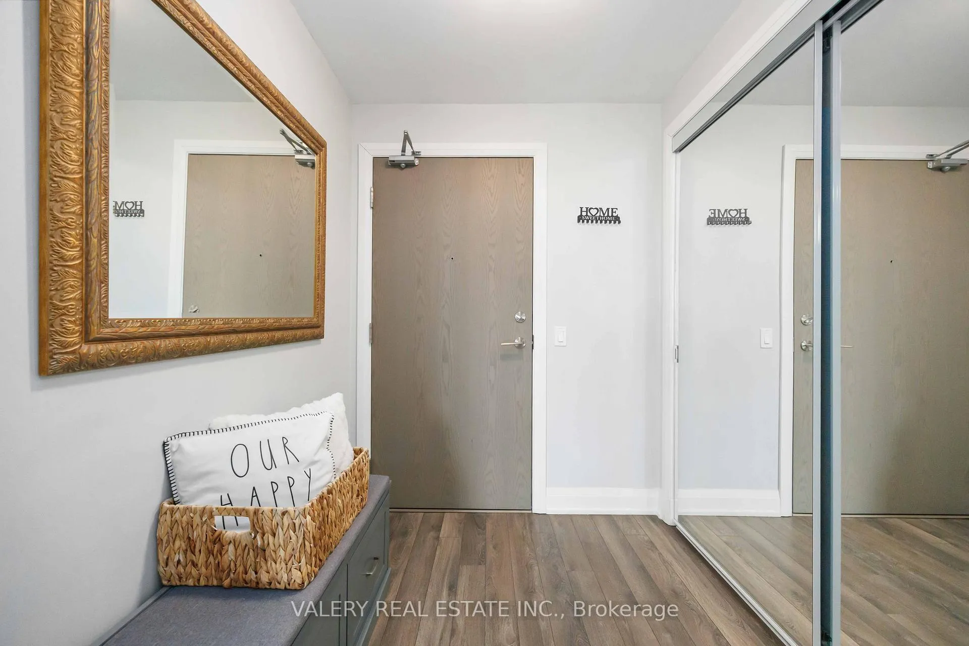 Photo 5 of Unit 325, 4800 Highway 7, Vaughan, East Woodbridge — HOMEH