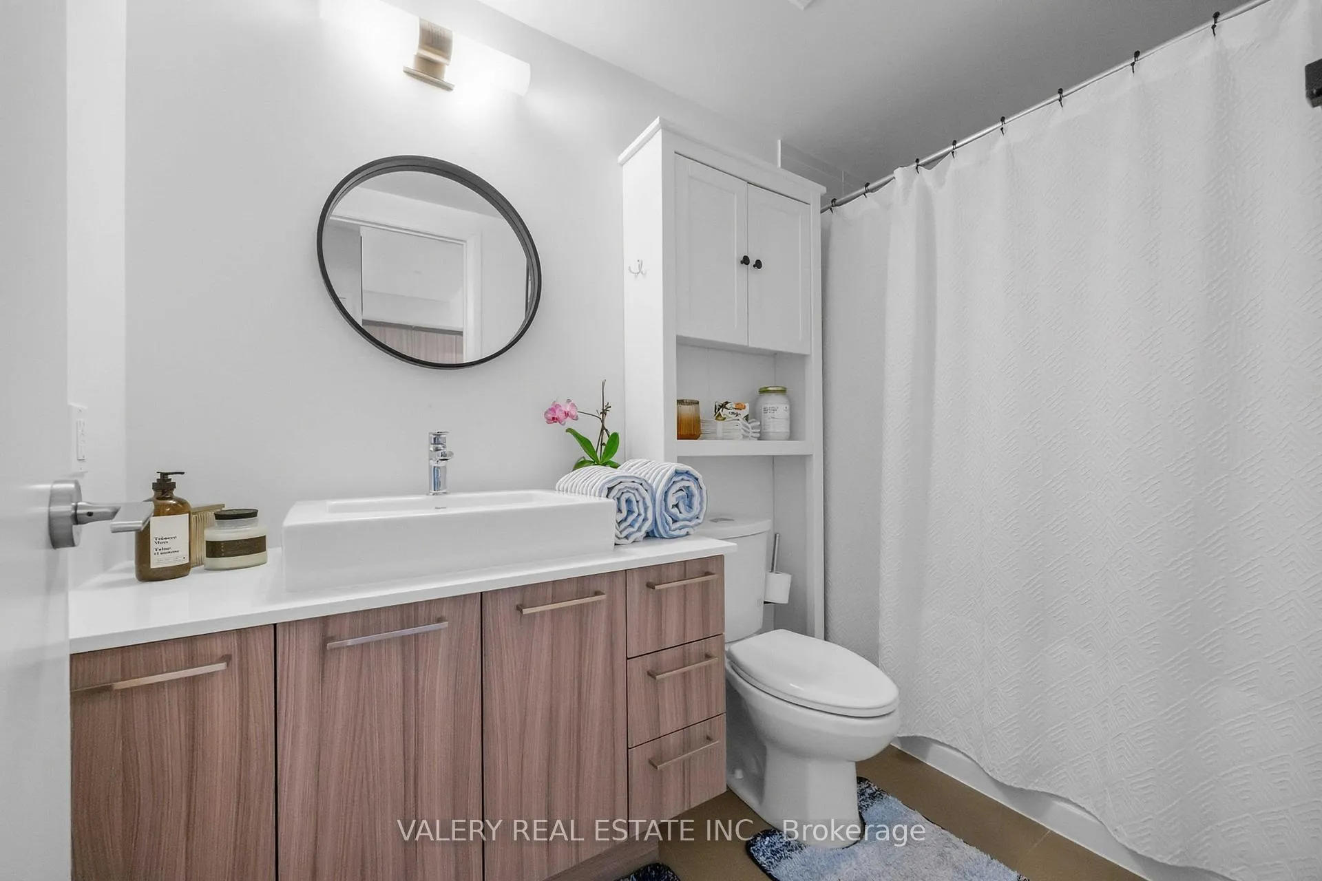 Photo 27 of Unit 325, 4800 Highway 7, Vaughan, East Woodbridge — HOMEH