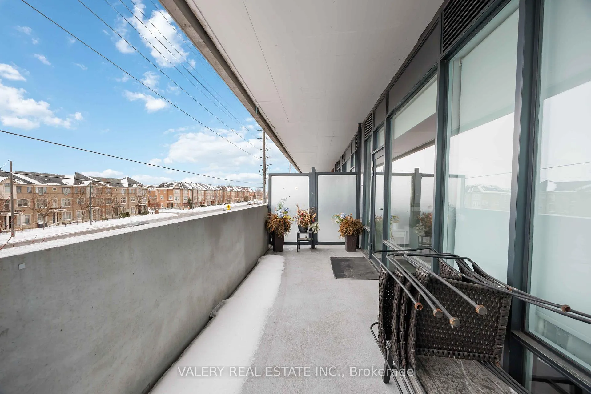Photo 29 of Unit 325, 4800 Highway 7, Vaughan, East Woodbridge — HOMEH