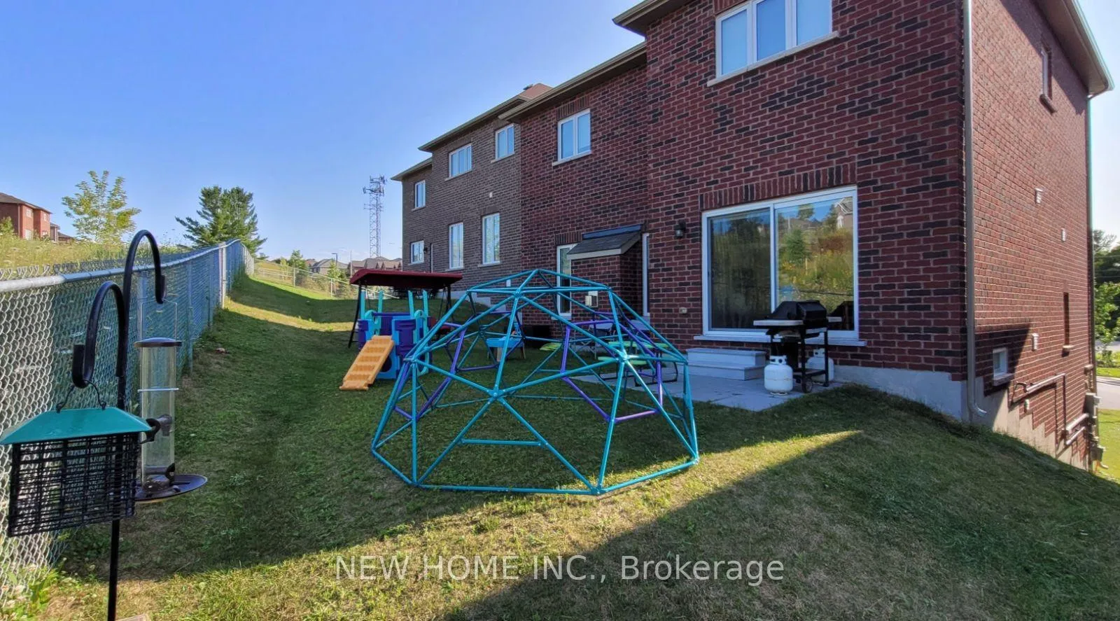Photo 15 of 200 Muirfield Drive, Barrie, Ardagh — HOMEH