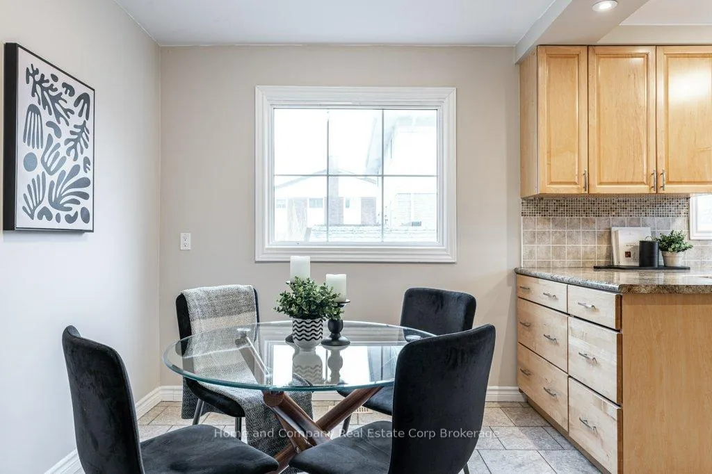 Photo 7 of 316 Elgin Crescent, Stratford — HOMEH