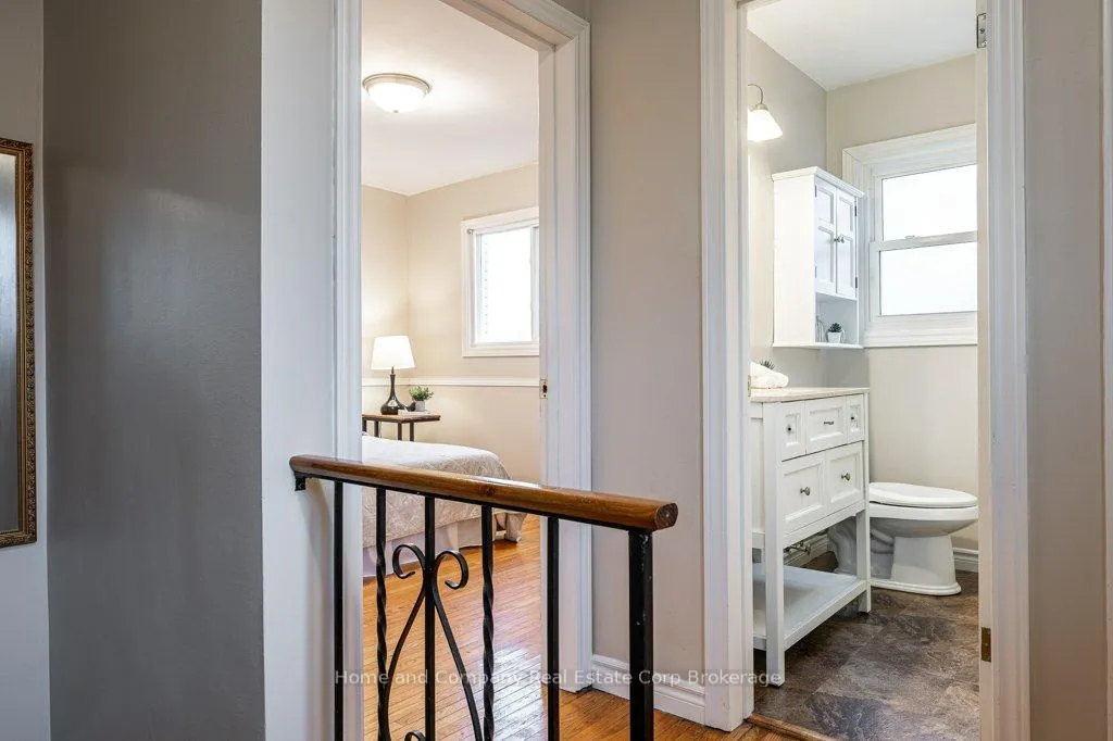Photo 15 of 316 Elgin Crescent, Stratford — HOMEH