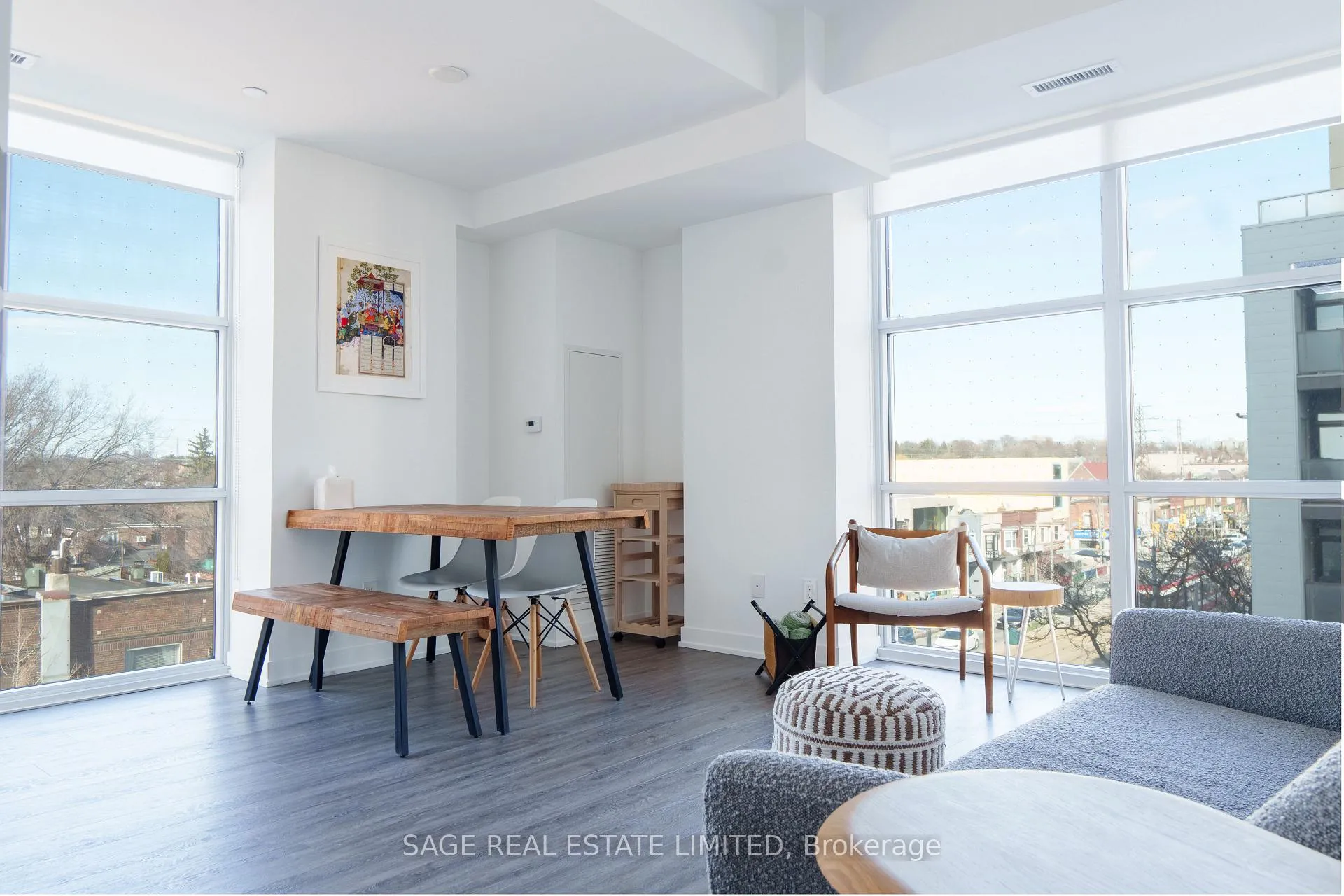 Photo 4 of Unit 422, 1787 St Clair Avenue W, Toronto, Weston-Pellam Park — HOMEH
