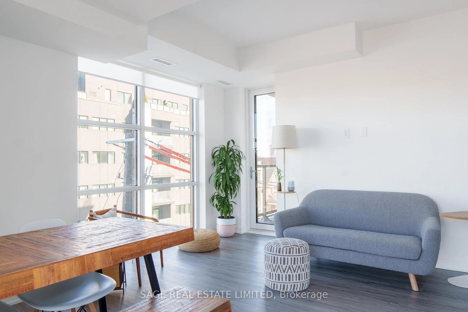 Photo 5 of Unit 422, 1787 St Clair Avenue W, Toronto, Weston-Pellam Park — HOMEH