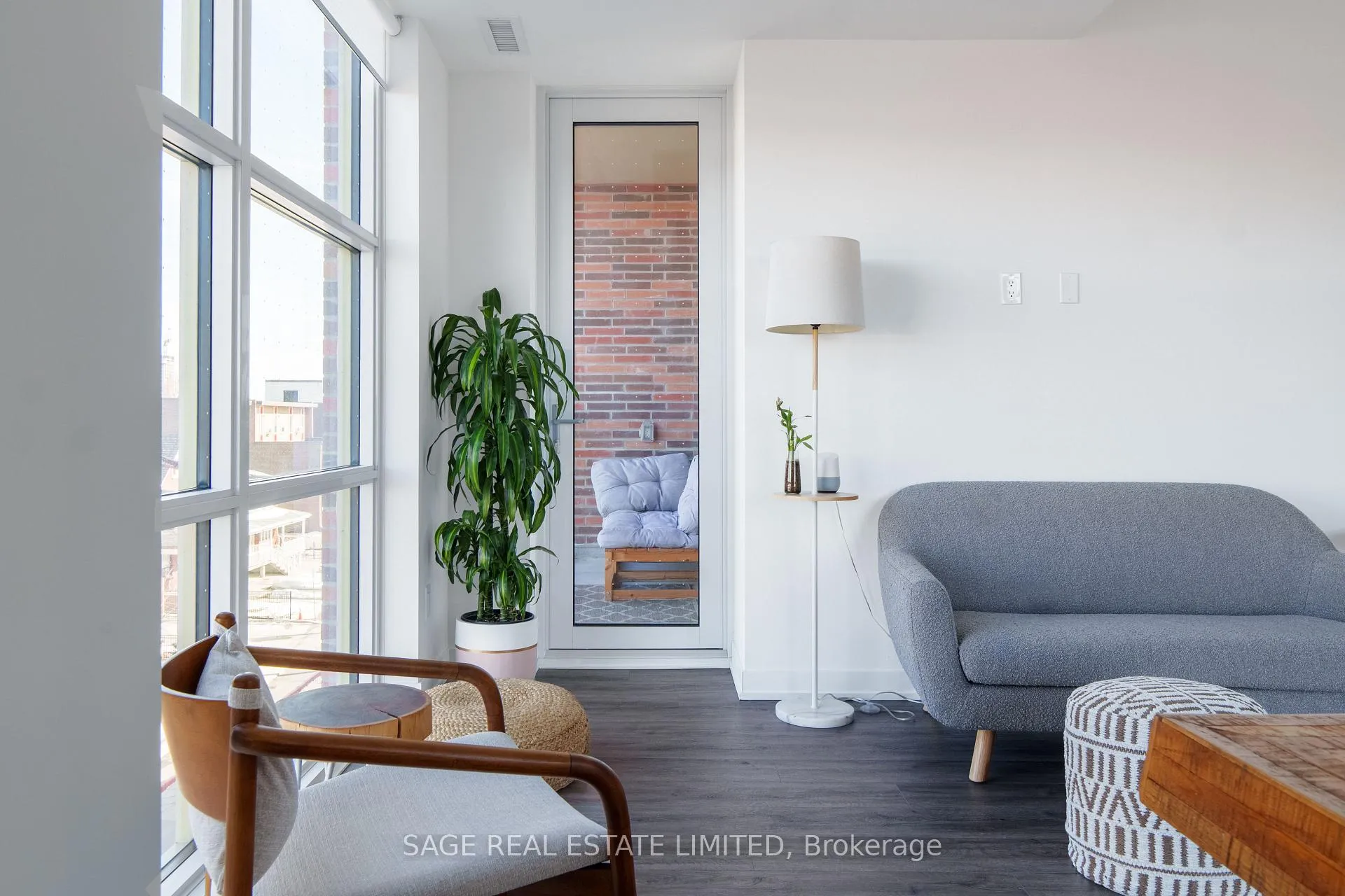 Photo 7 of Unit 422, 1787 St Clair Avenue W, Toronto, Weston-Pellam Park — HOMEH