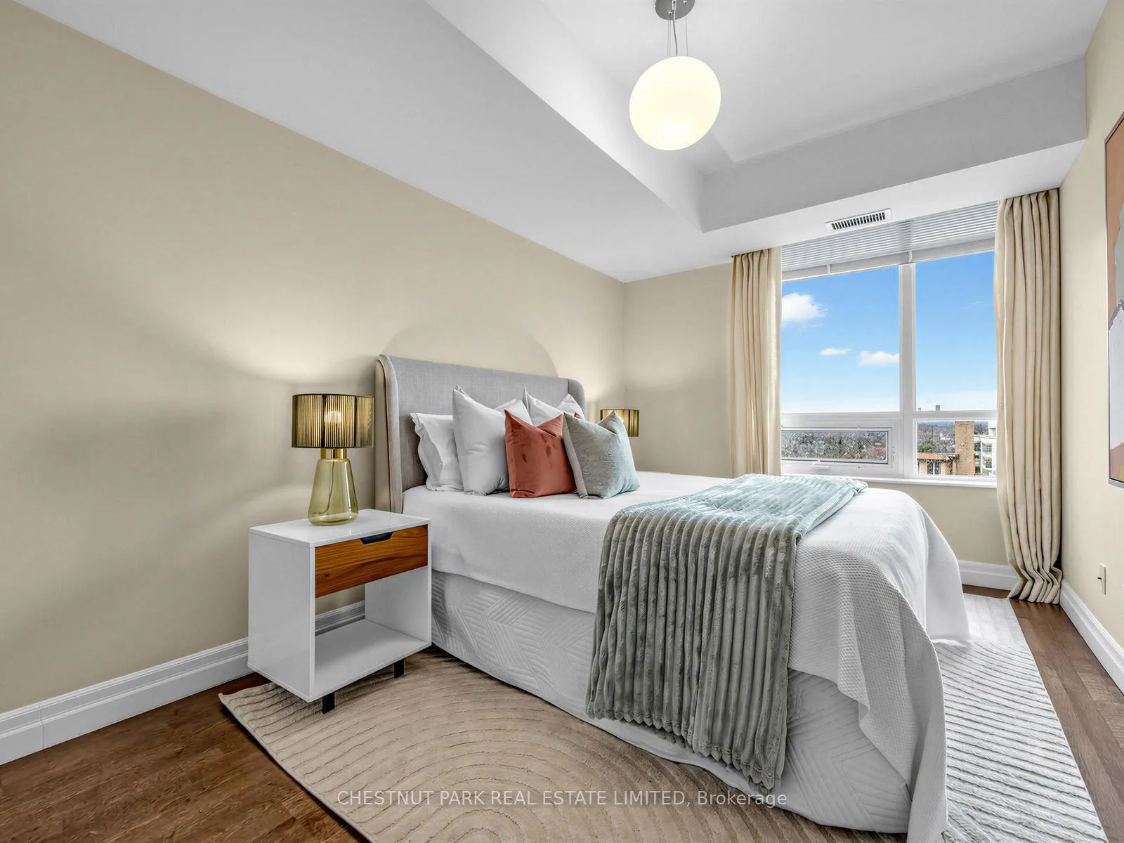 Photo 17 of Unit PH1703, 900 Mount Pleasant Road, Toronto, Mount Pleasant West — HOMEH