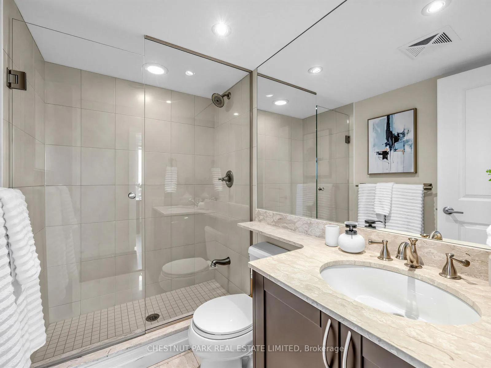 Photo 18 of Unit PH1703, 900 Mount Pleasant Road, Toronto, Mount Pleasant West — HOMEH