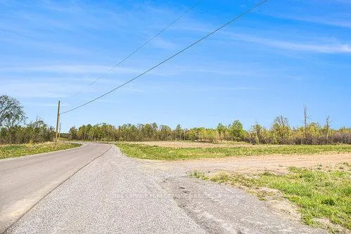 Photo 4 of 7 McDonell Crescent, Ottawa, Osgoode Twp North of Reg Rd 6 — HOMEH