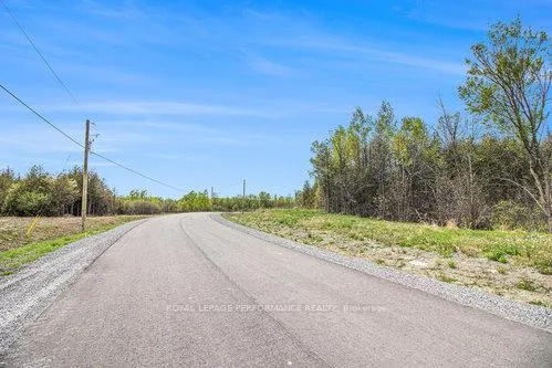 Photo 5 of 7 McDonell Crescent, Ottawa, Osgoode Twp North of Reg Rd 6 — HOMEH