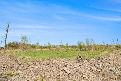 Photo 9 of 7 McDonell Crescent, Ottawa, Osgoode Twp North of Reg Rd 6 — HOMEH
