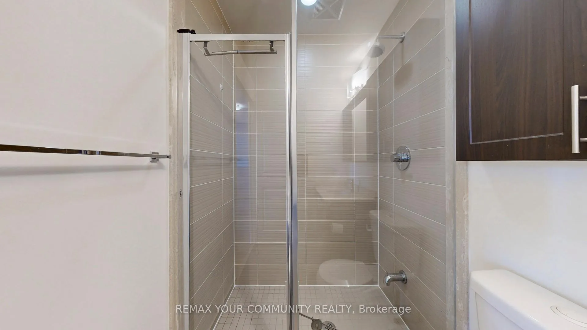 Photo 19 of Unit 212, 95 North Park Road, Vaughan, Beverley Glen — HOMEH