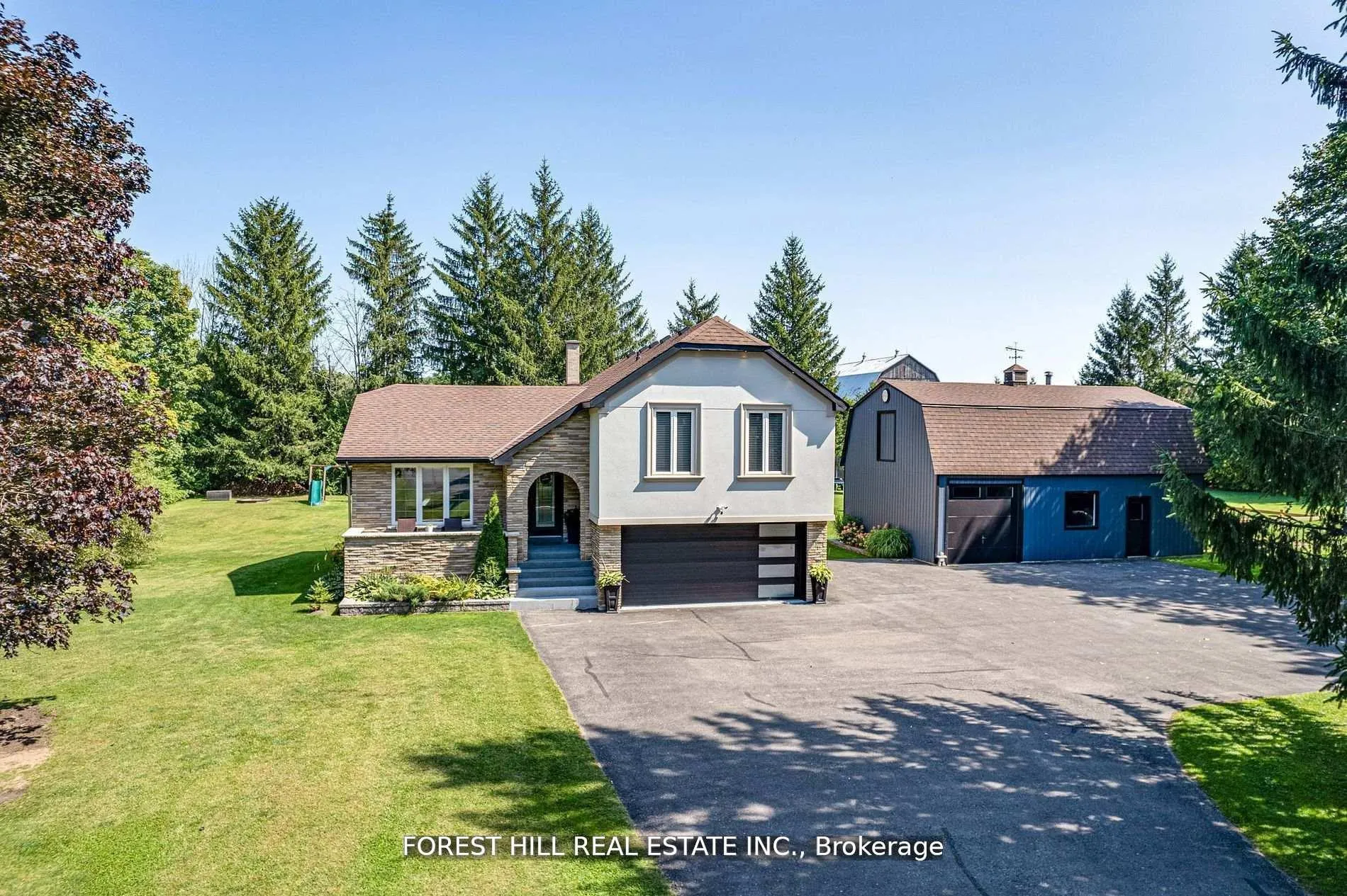 Photo 2 of 5837 Yonge Street, Innisfil, Churchill — HOMEH