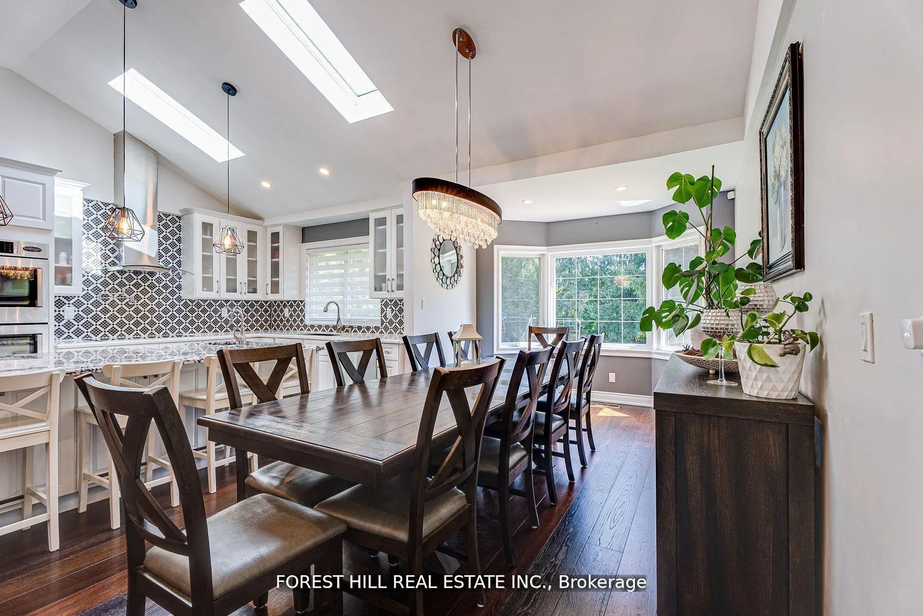 Photo 6 of 5837 Yonge Street, Innisfil, Churchill — HOMEH