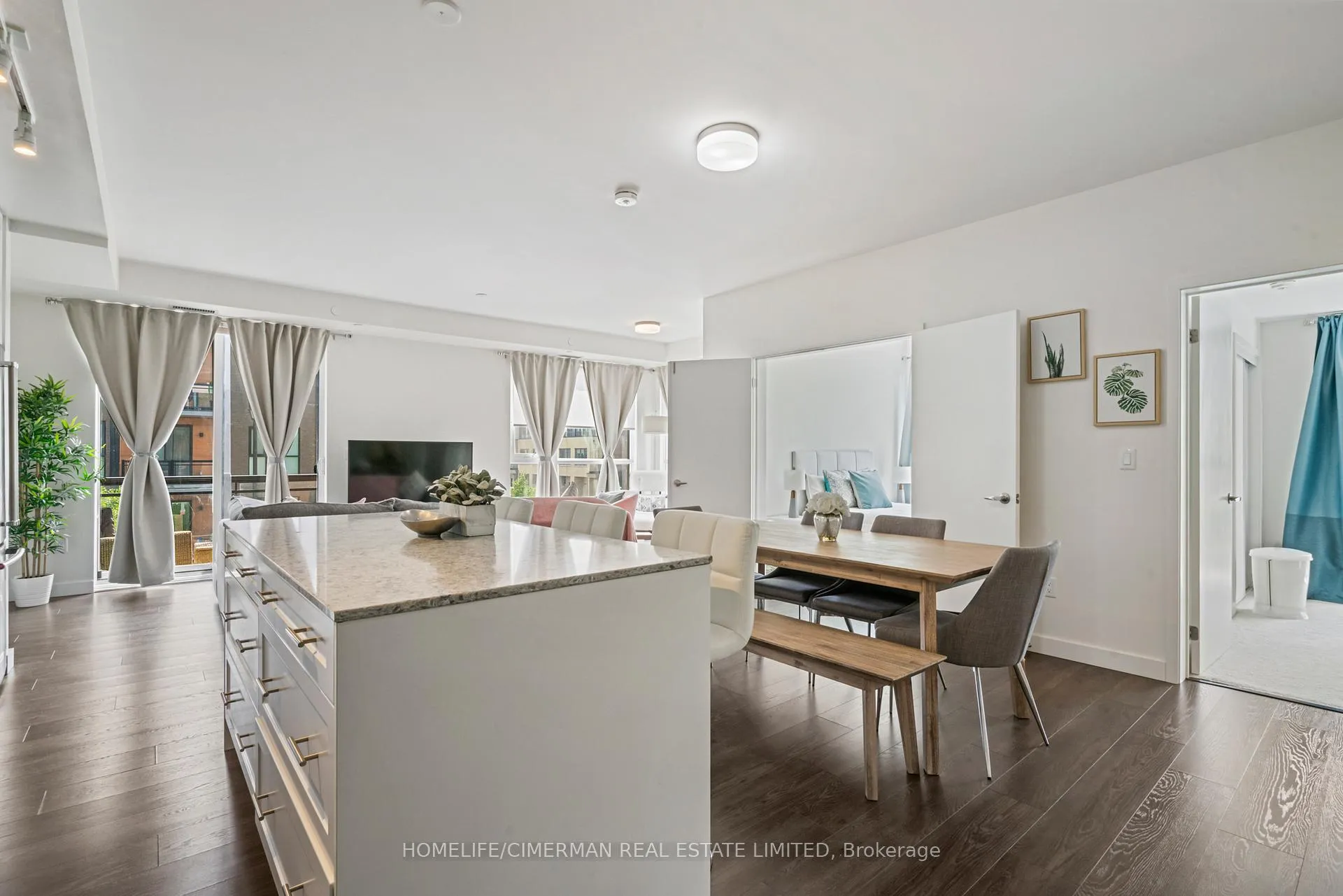 Photo 5 of Unit 212, 210 Sabina Drive, Oakville, Glenorchy — HOMEH