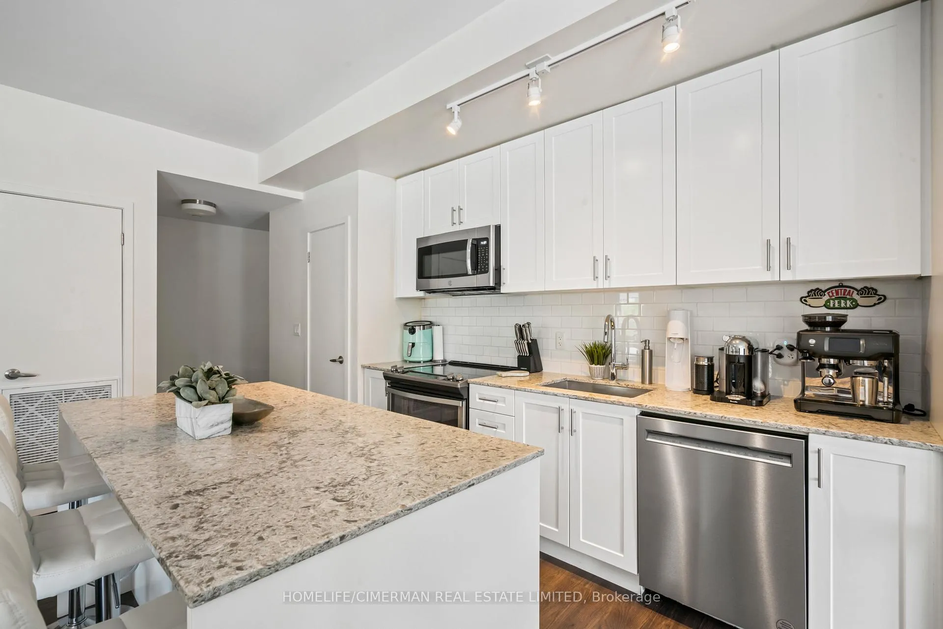 Photo 10 of Unit 212, 210 Sabina Drive, Oakville, Glenorchy — HOMEH