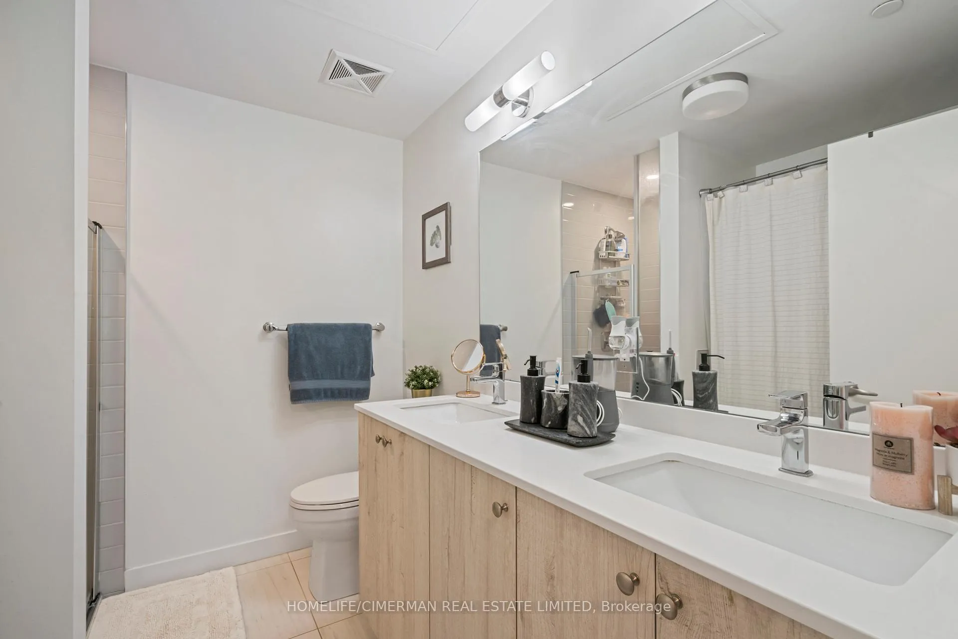 Photo 16 of Unit 212, 210 Sabina Drive, Oakville, Glenorchy — HOMEH