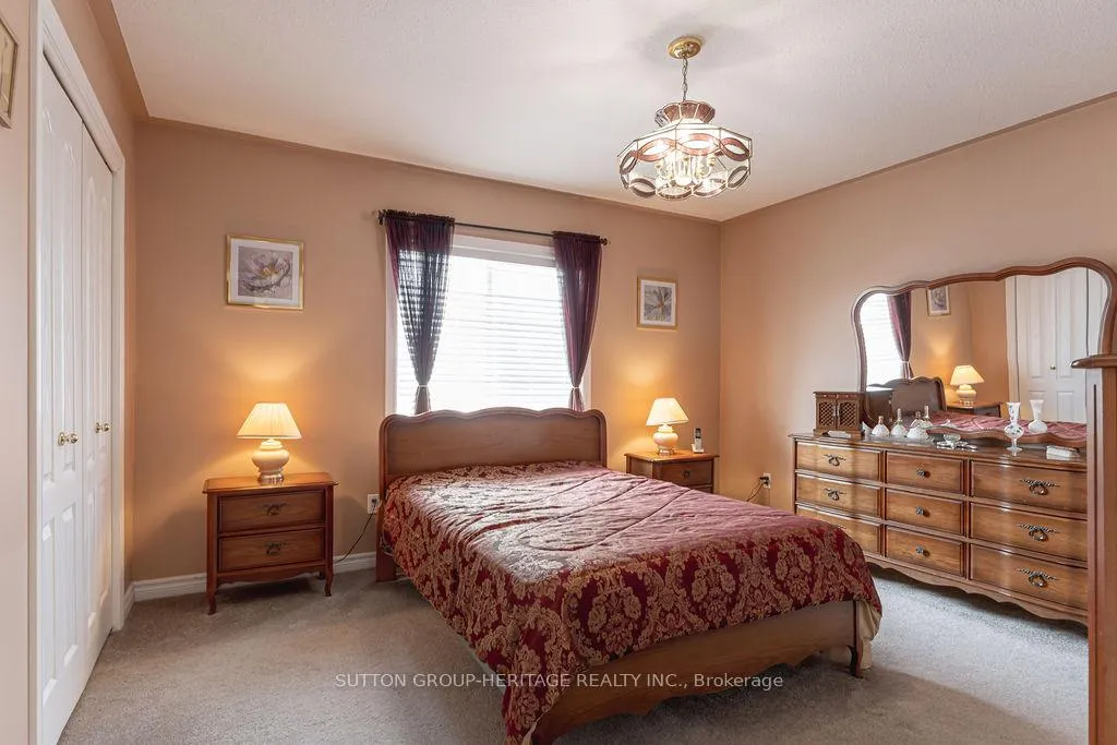 Photo 15 of 56 Fenning Drive, Clarington, Courtice — HOMEH