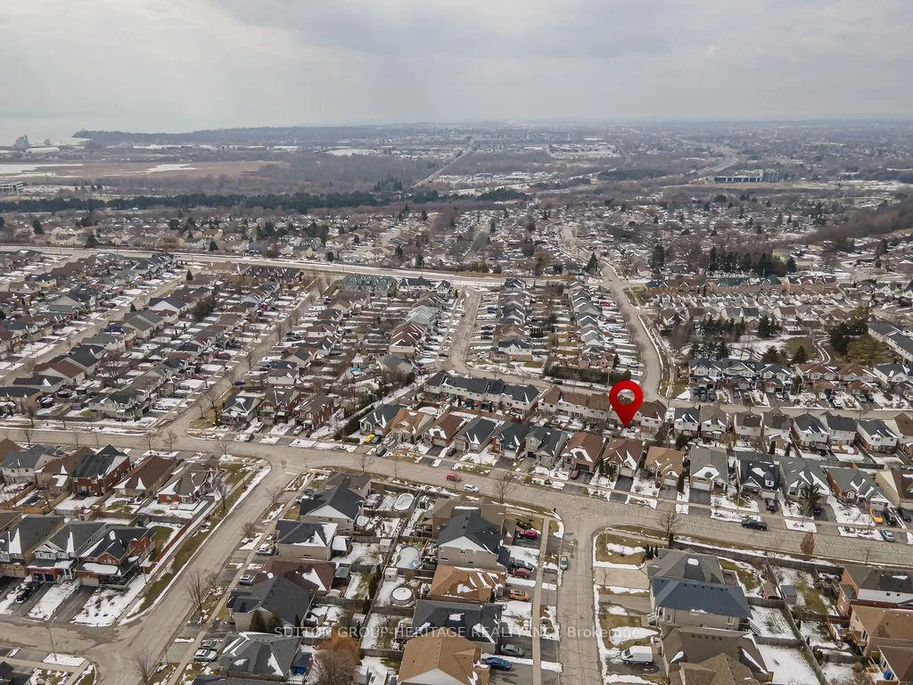 Photo 29 of 56 Fenning Drive, Clarington, Courtice — HOMEH