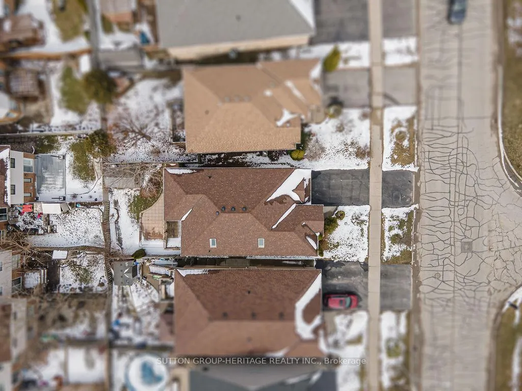 Photo 30 of 56 Fenning Drive, Clarington, Courtice — HOMEH