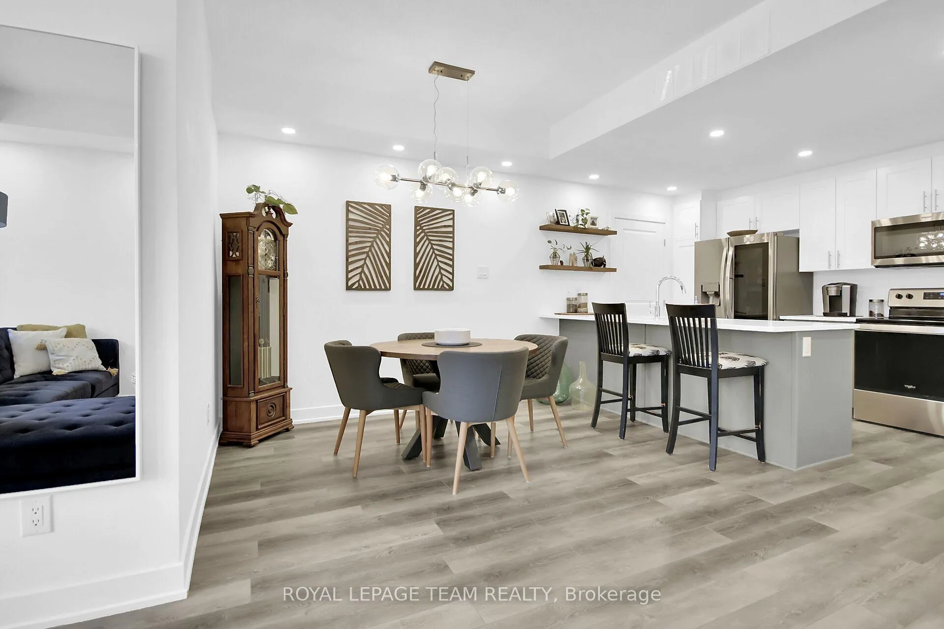 Photo 14 of Unit H, 300 Tulum Crescent, Ottawa, Kanata - Emerald Meadows/Trailwest — HOMEH