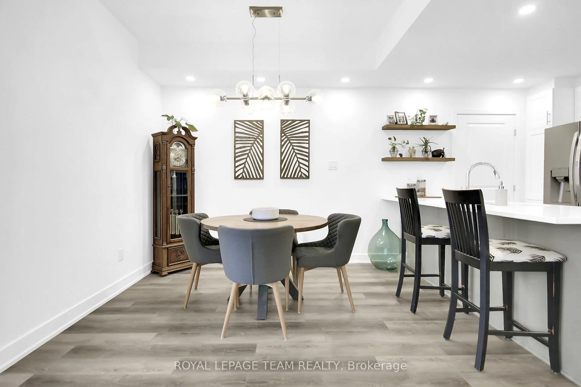 Photo 15 of Unit H, 300 Tulum Crescent, Ottawa, Kanata - Emerald Meadows/Trailwest — HOMEH