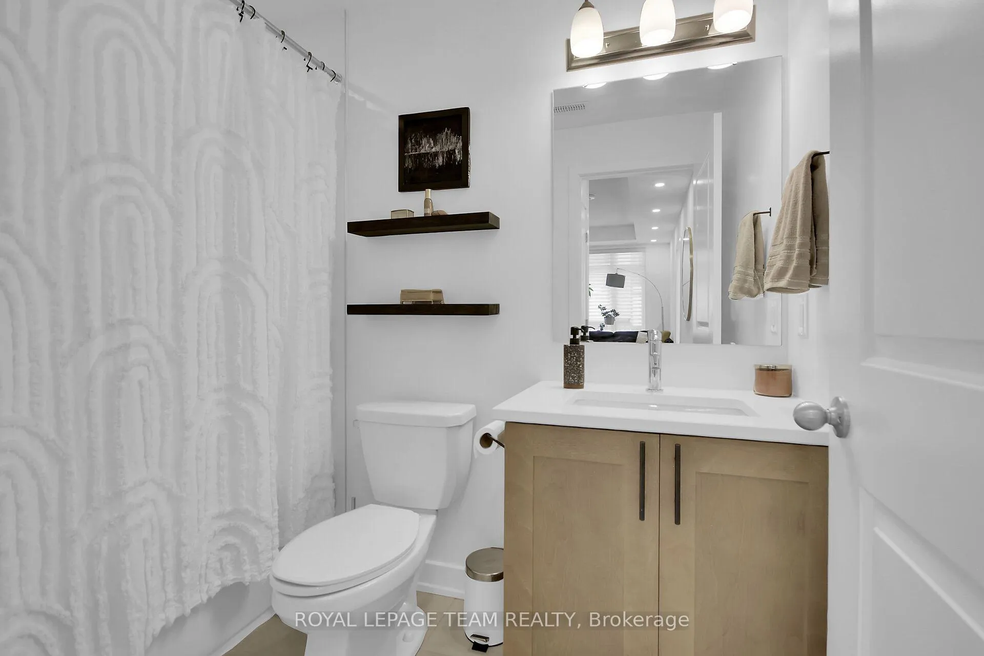 Photo 32 of Unit H, 300 Tulum Crescent, Ottawa, Kanata - Emerald Meadows/Trailwest — HOMEH