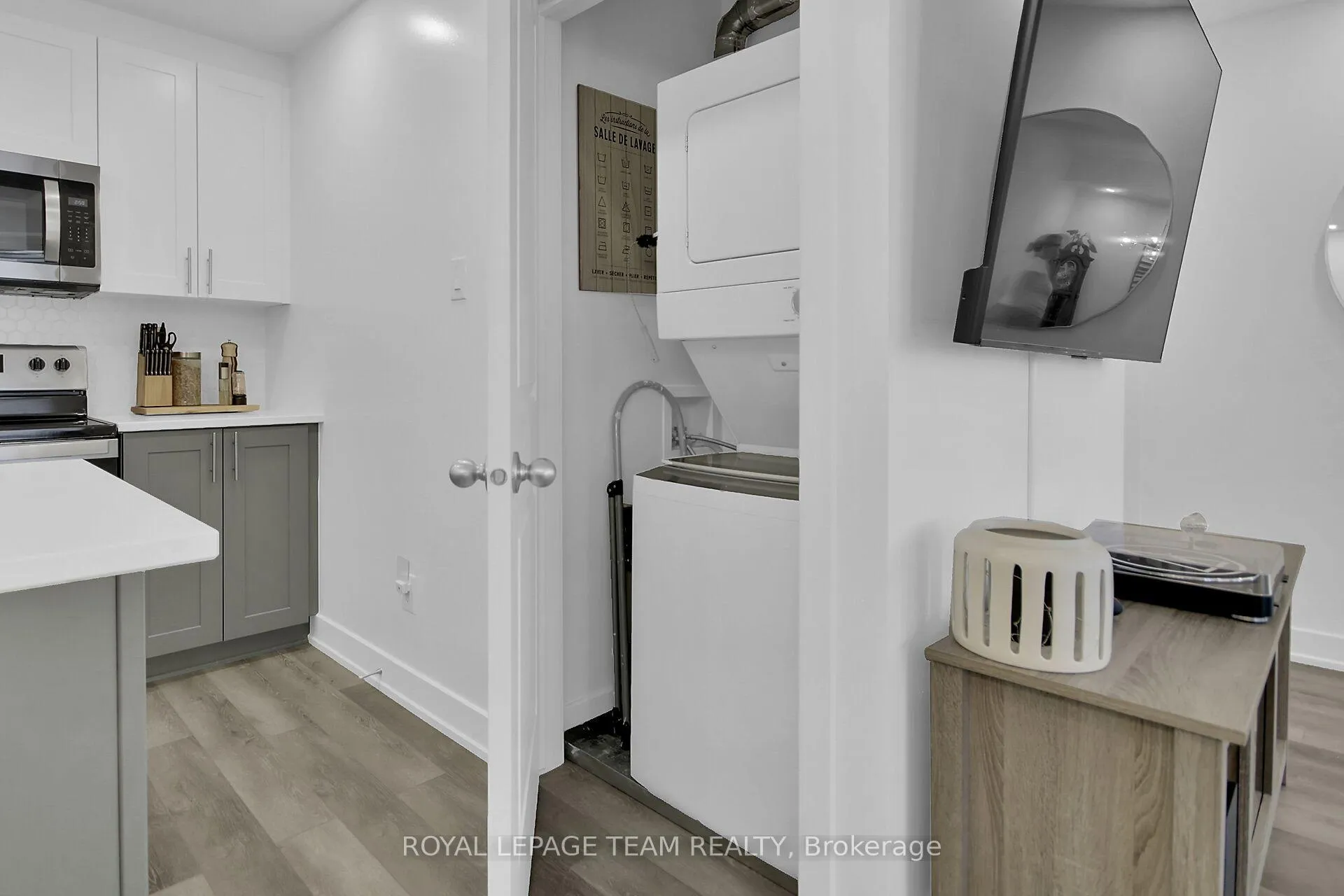 Photo 37 of Unit H, 300 Tulum Crescent, Ottawa, Kanata - Emerald Meadows/Trailwest — HOMEH