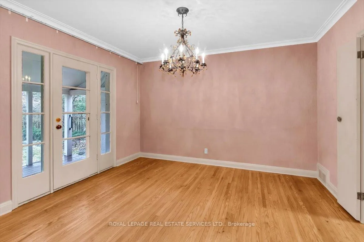 Photo 5 of 66 Mason Boulevard, Toronto, Bedford Park-Nortown — HOMEH