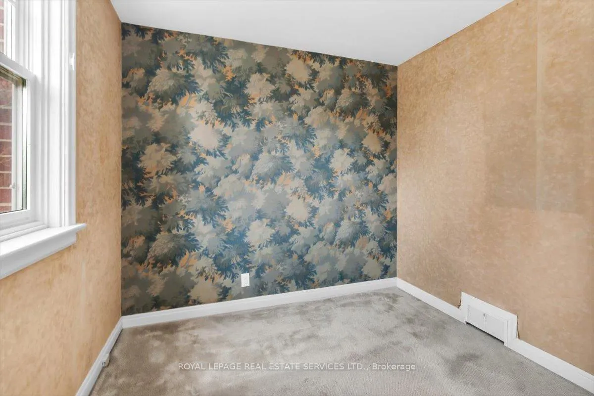 Photo 8 of 66 Mason Boulevard, Toronto, Bedford Park-Nortown — HOMEH
