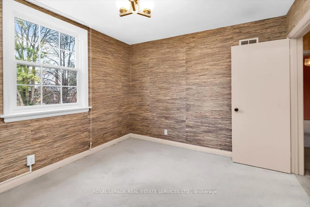 Photo 18 of 66 Mason Boulevard, Toronto, Bedford Park-Nortown — HOMEH
