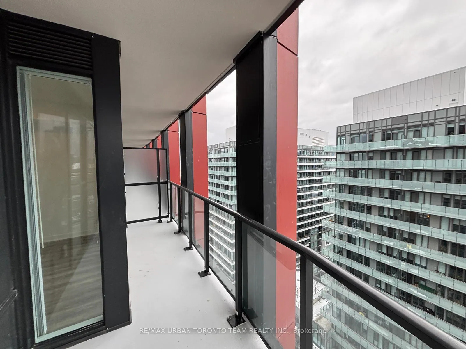 Photo 8 of Unit 3310, 180 Front Street E, Toronto, Moss Park — HOMEH