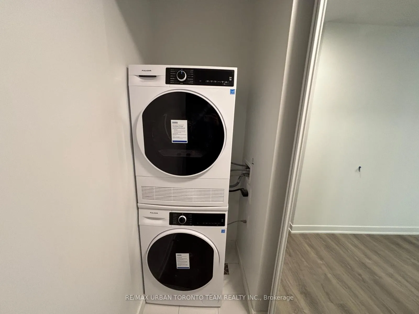 Photo 13 of Unit 3310, 180 Front Street E, Toronto, Moss Park — HOMEH
