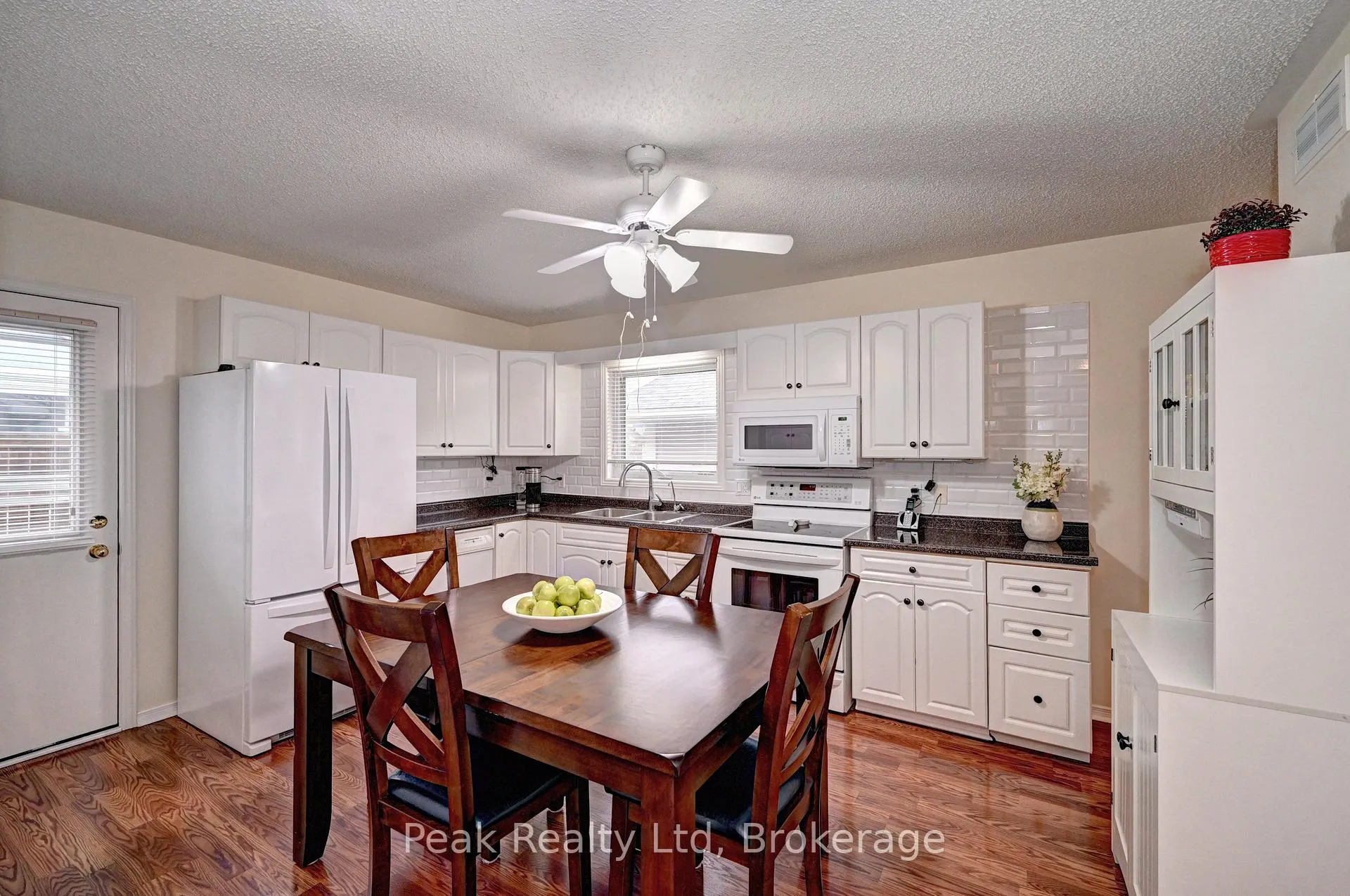 Photo 13 of 176 Wesley Crescent, Woolwich — HOMEH