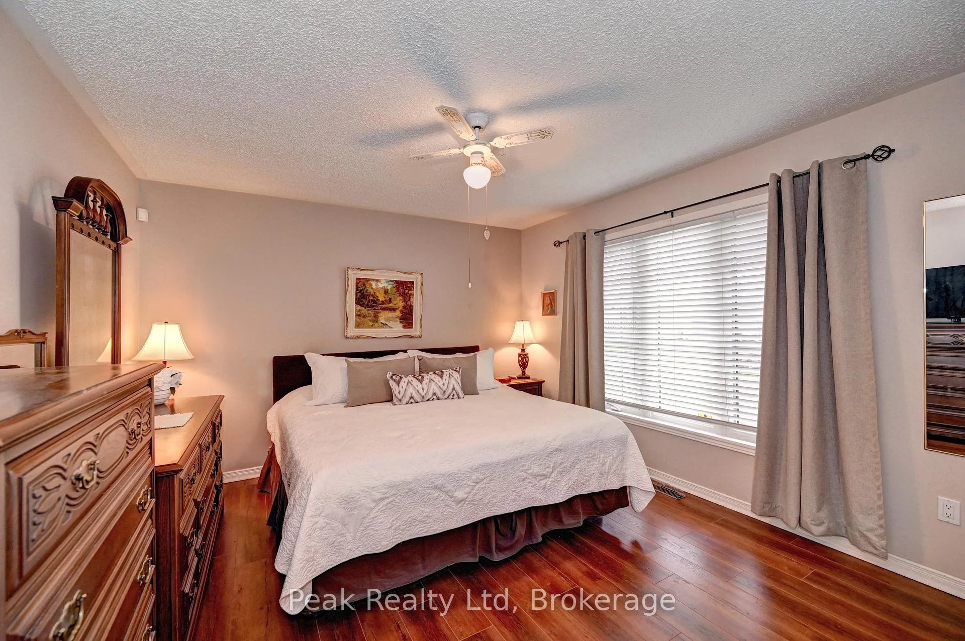 Photo 17 of 176 Wesley Crescent, Woolwich — HOMEH