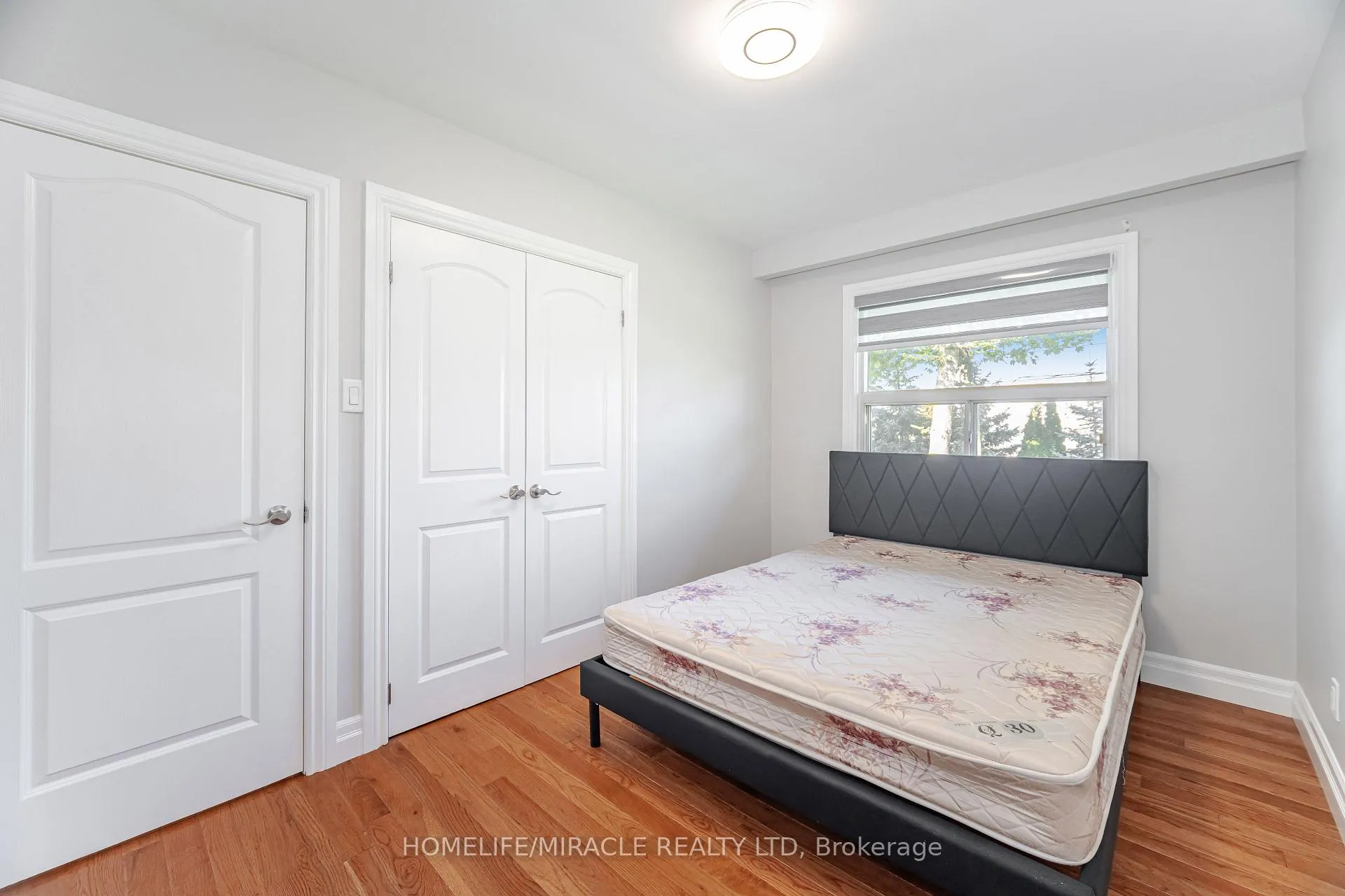 Photo 26 of 308 Third Line, Oakville, West — HOMEH