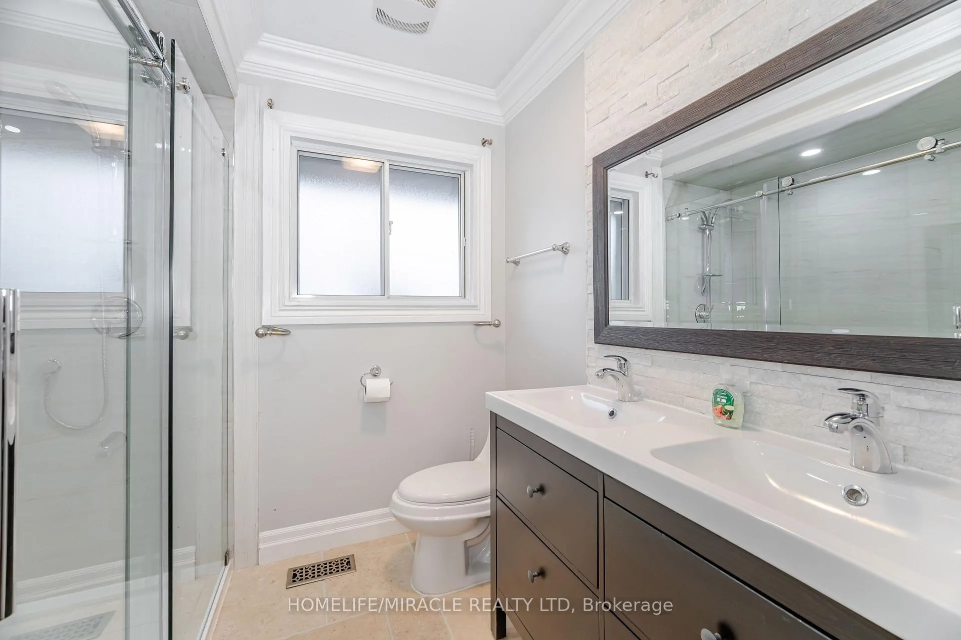 Photo 28 of 308 Third Line, Oakville, West — HOMEH