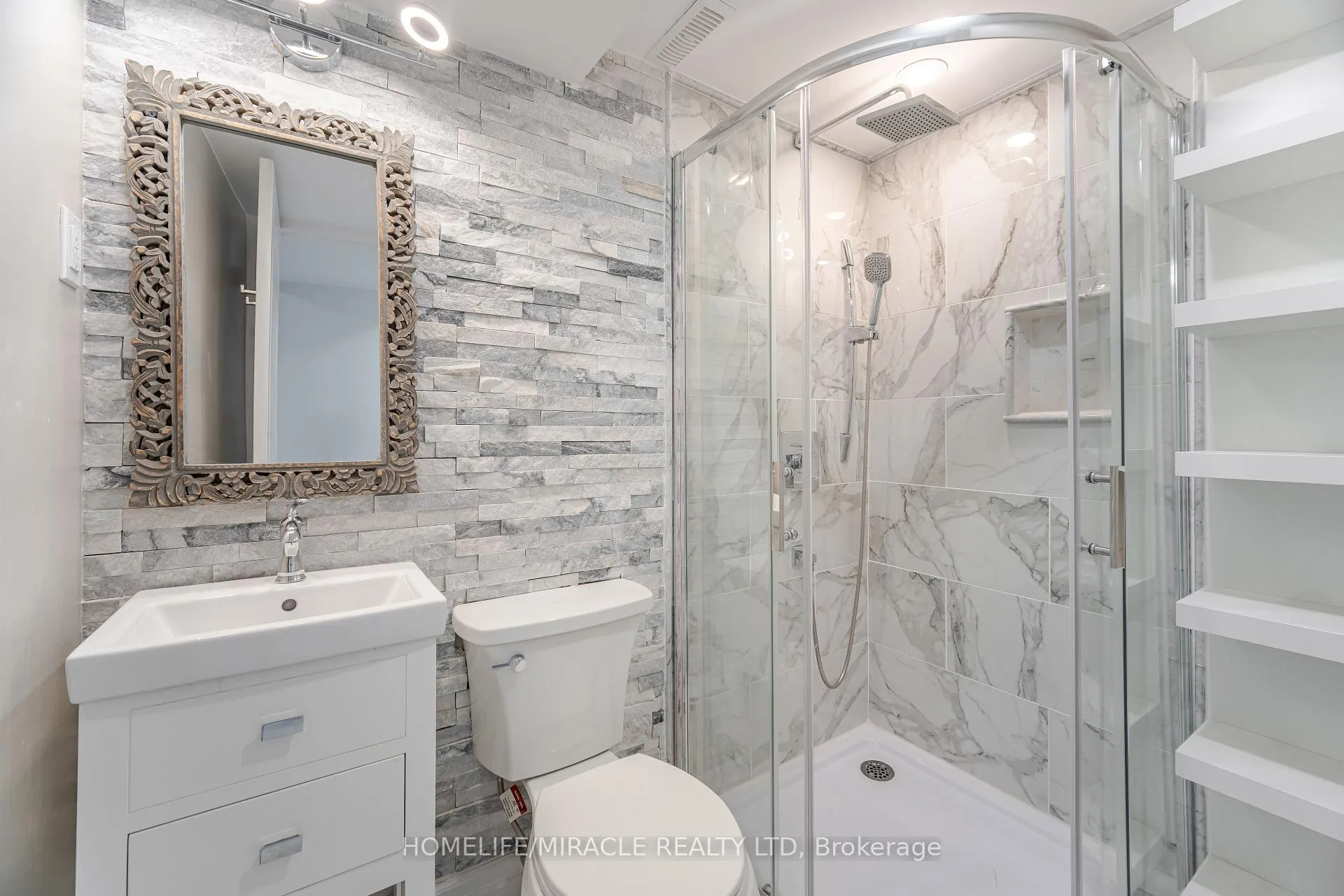 Photo 42 of 308 Third Line, Oakville, West — HOMEH