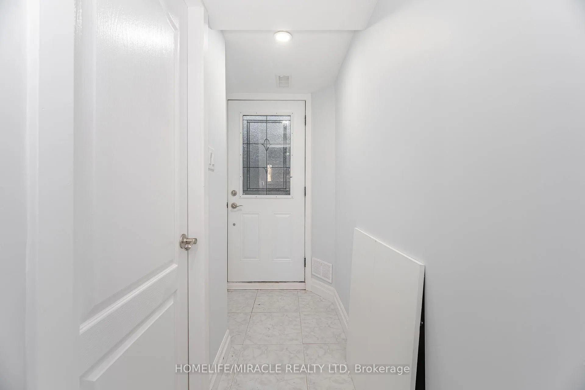 Photo 44 of 308 Third Line, Oakville, West — HOMEH