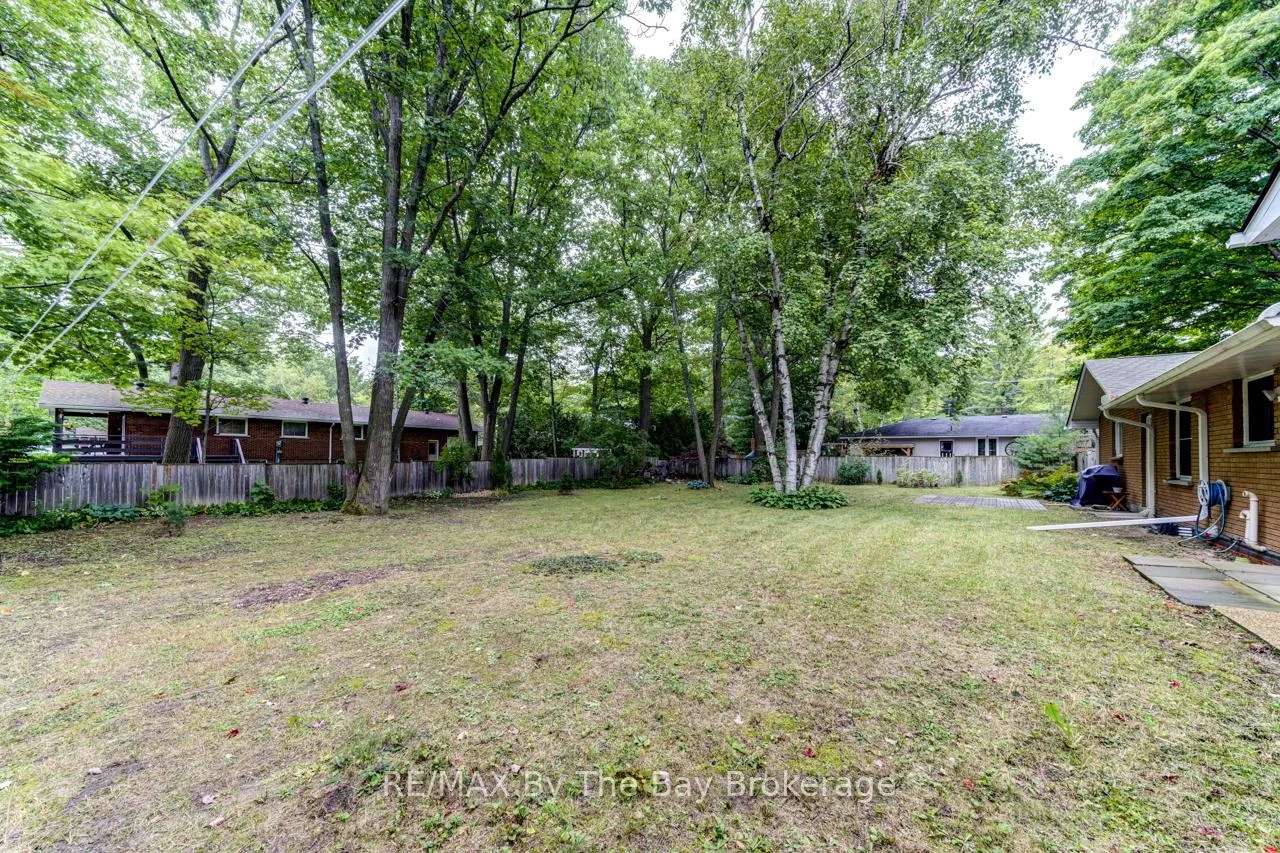Photo 41 of 63 Rodrium Road, Wasaga Beach — HOMEH