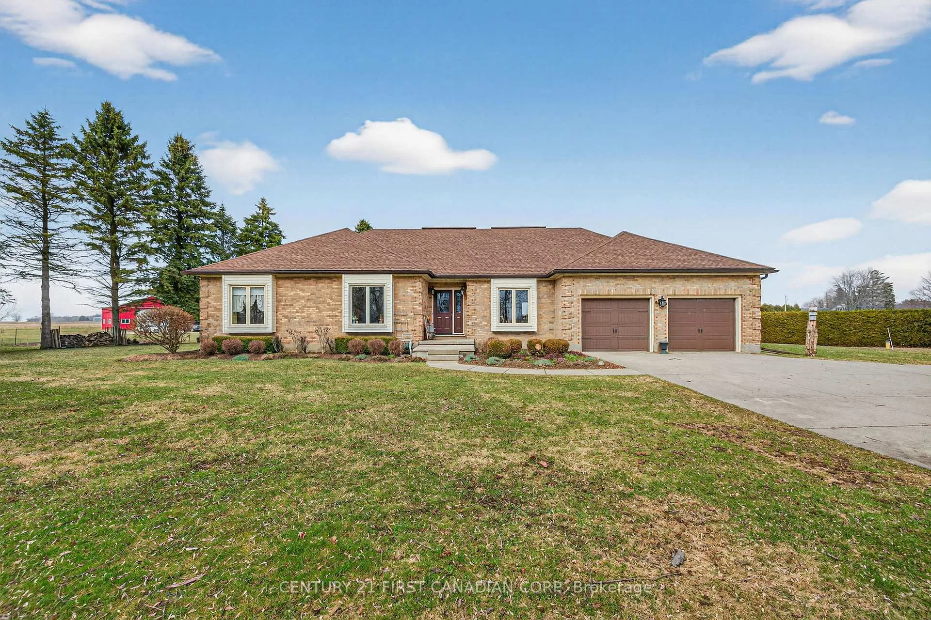 Photo 3 of 11040 Ilderton Road, Middlesex Centre, Rural Middlesex Centre — HOMEH