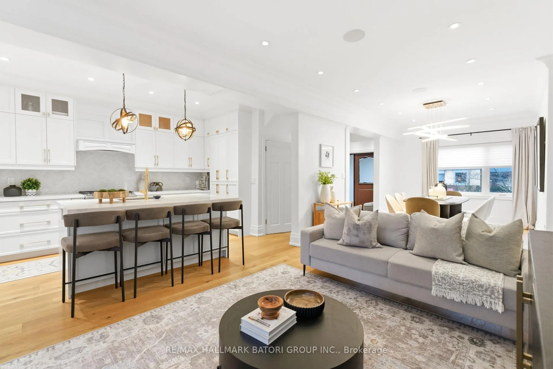 Photo 5 of 52 Stibbard Avenue, Toronto, Mount Pleasant East — HOMEH