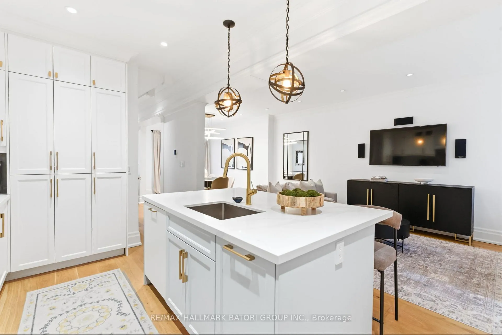 Photo 8 of 52 Stibbard Avenue, Toronto, Mount Pleasant East — HOMEH