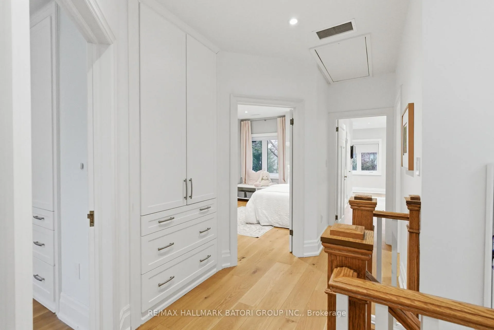 Photo 15 of 52 Stibbard Avenue, Toronto, Mount Pleasant East — HOMEH