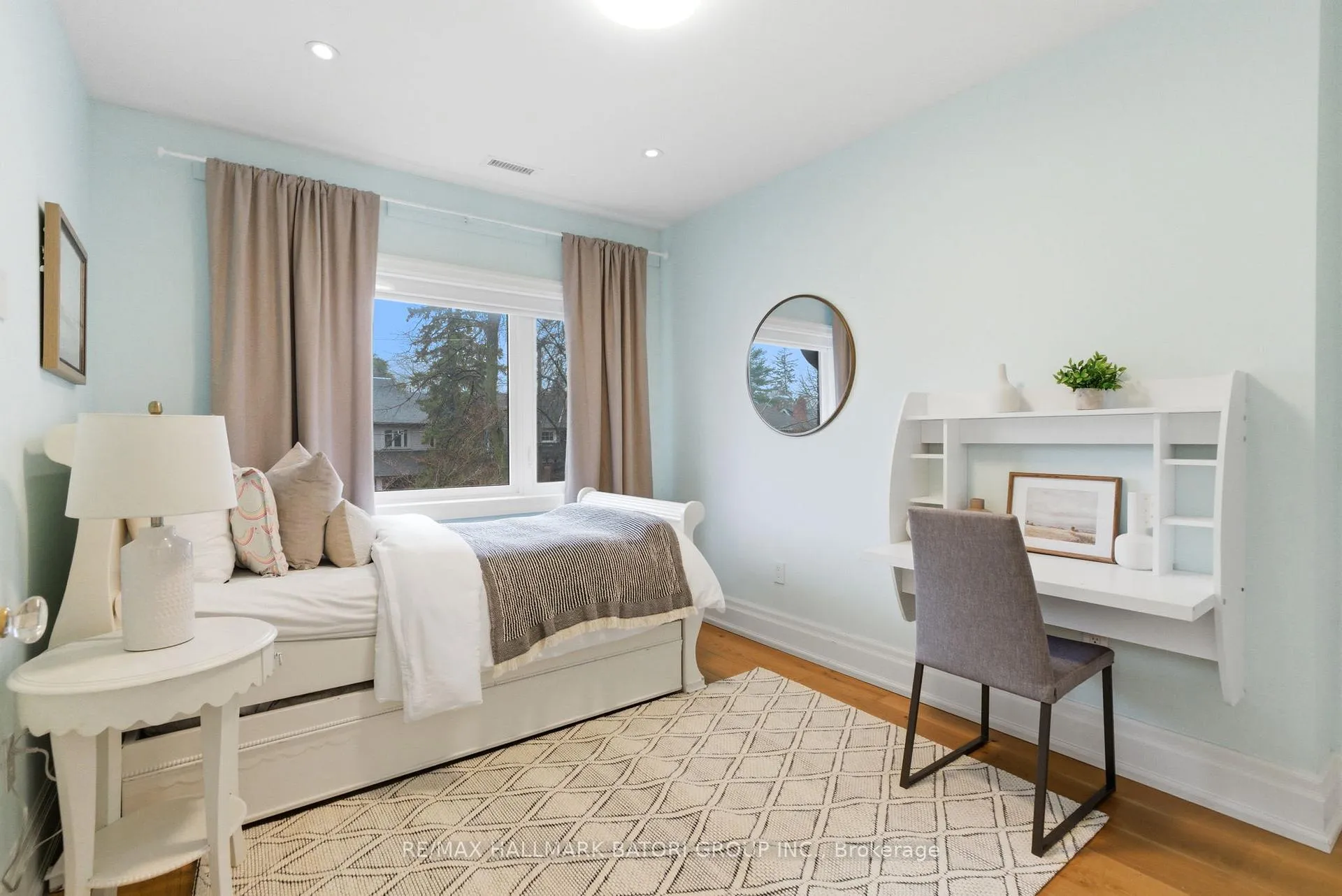 Photo 16 of 52 Stibbard Avenue, Toronto, Mount Pleasant East — HOMEH