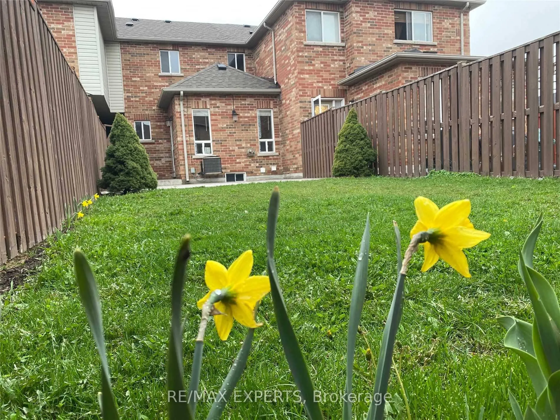 Photo 19 of 202 Deepsprings Crescent, Vaughan, Vellore Village — HOMEH