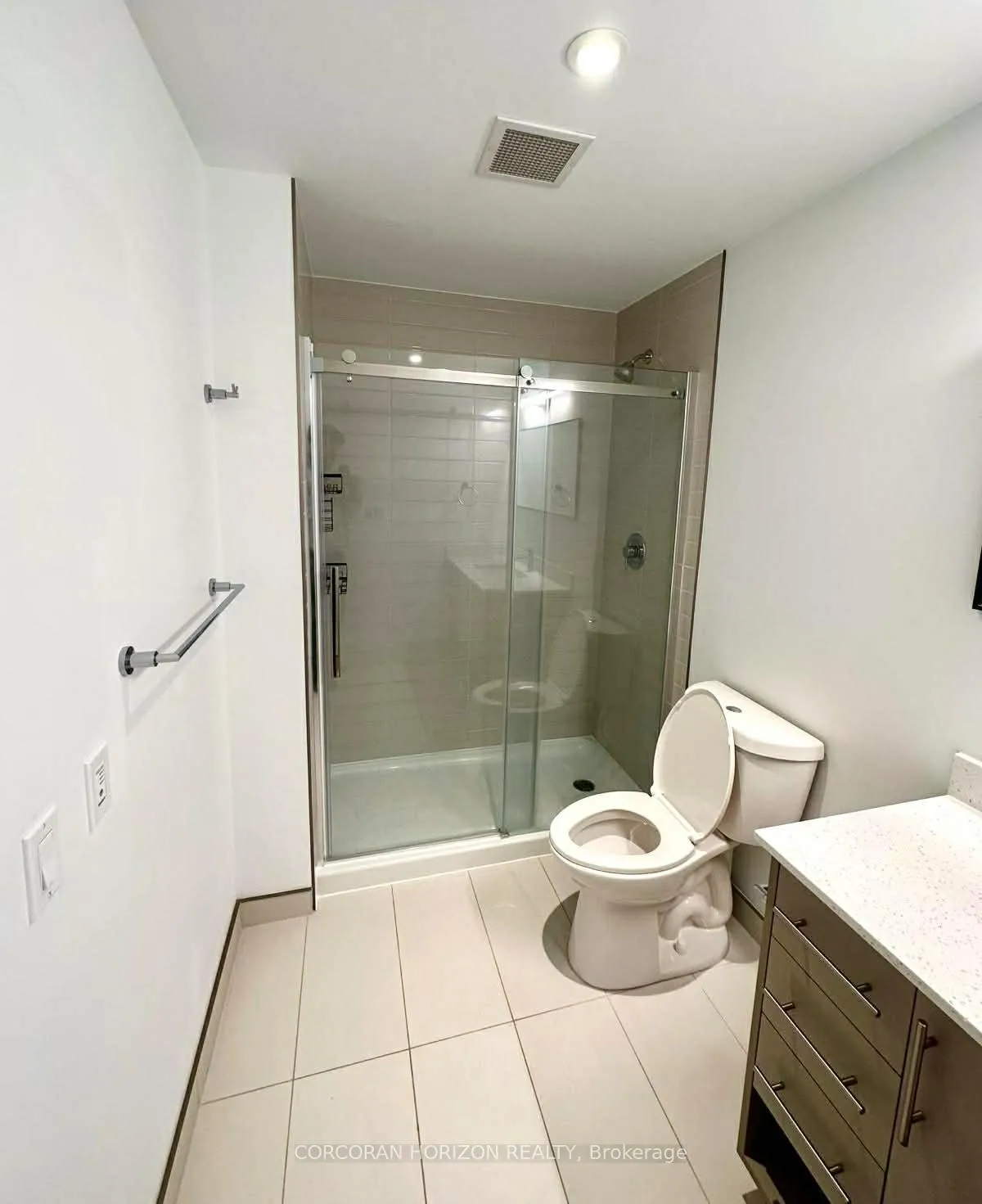 Photo 6 of Unit 418, 525 New Dundee Road, Kitchener — HOMEH