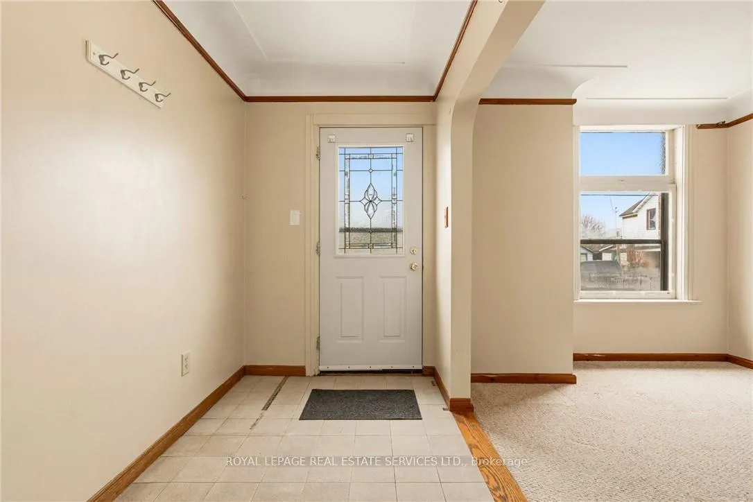 Photo 5 of 164 Maculay Street E, Hamilton, North End — HOMEH