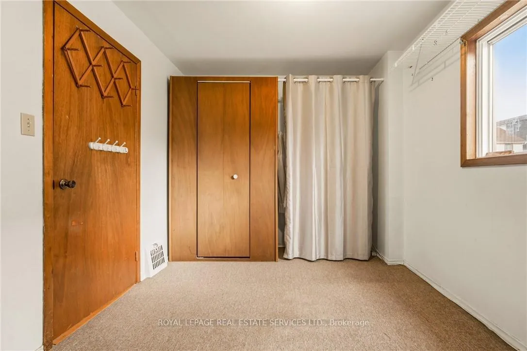 Photo 9 of 164 Maculay Street E, Hamilton, North End — HOMEH