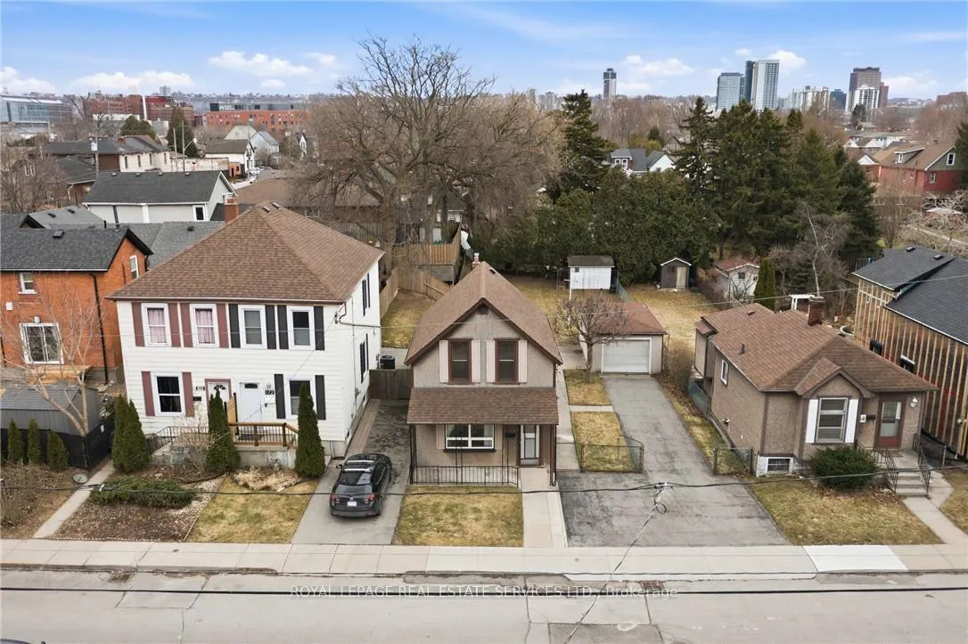 Photo 17 of 164 Maculay Street E, Hamilton, North End — HOMEH